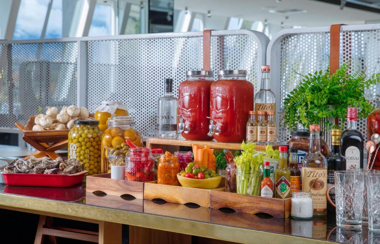 Qt Queenstown Eksteriør billede A Bloody Mary bar