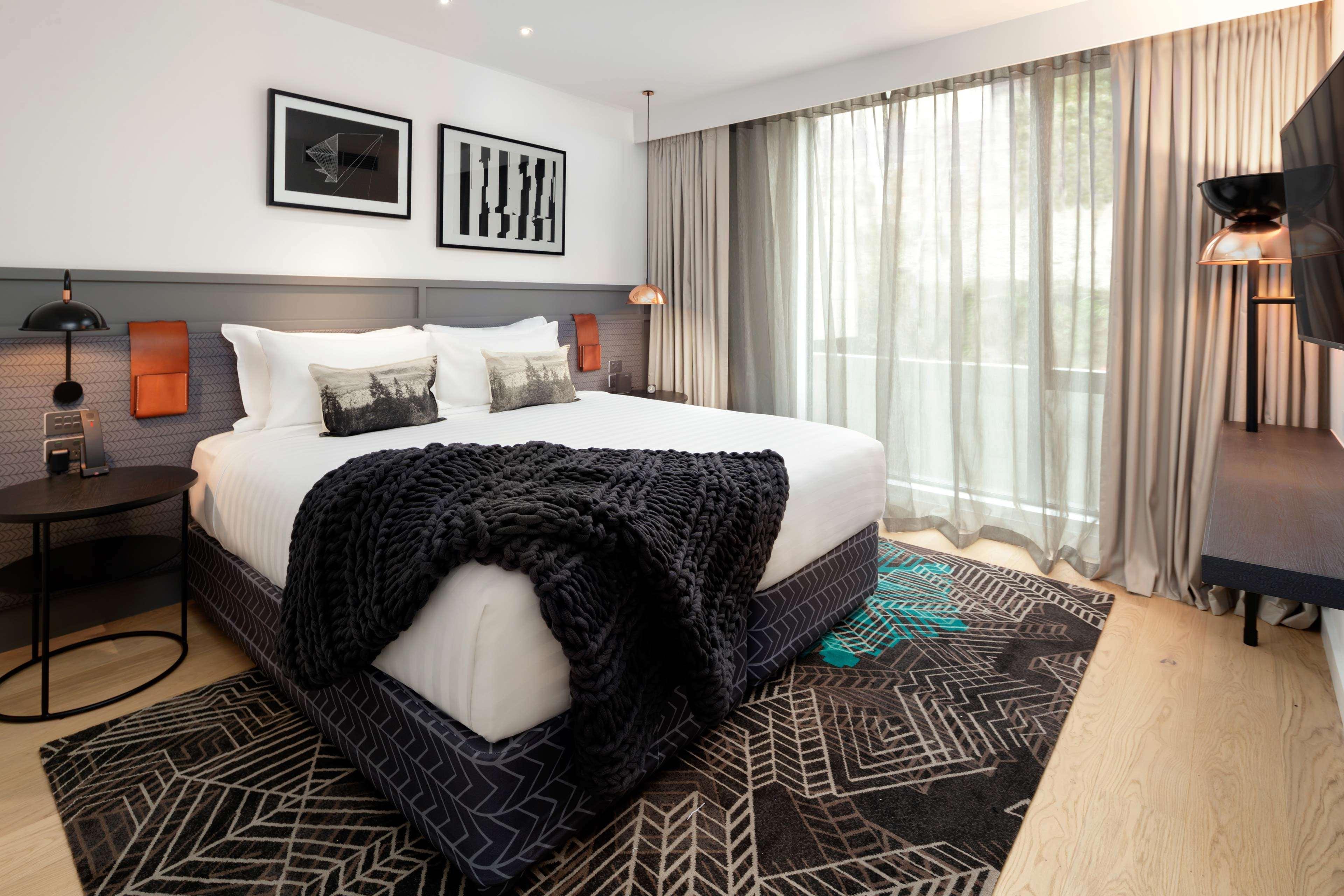 Qt Queenstown Eksteriør billede A bedroom at the hotel