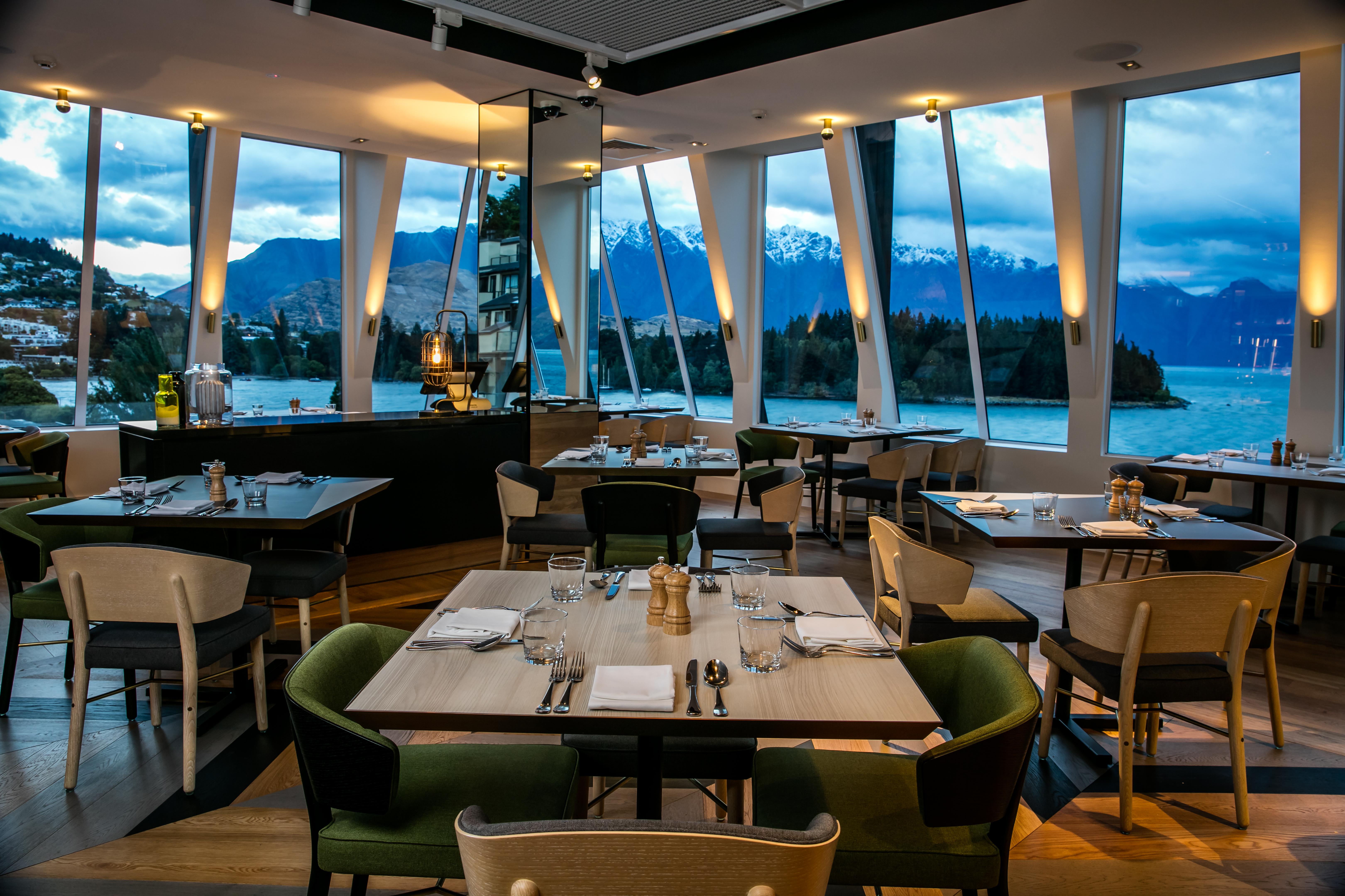 Qt Queenstown Eksteriør billede The restaurant