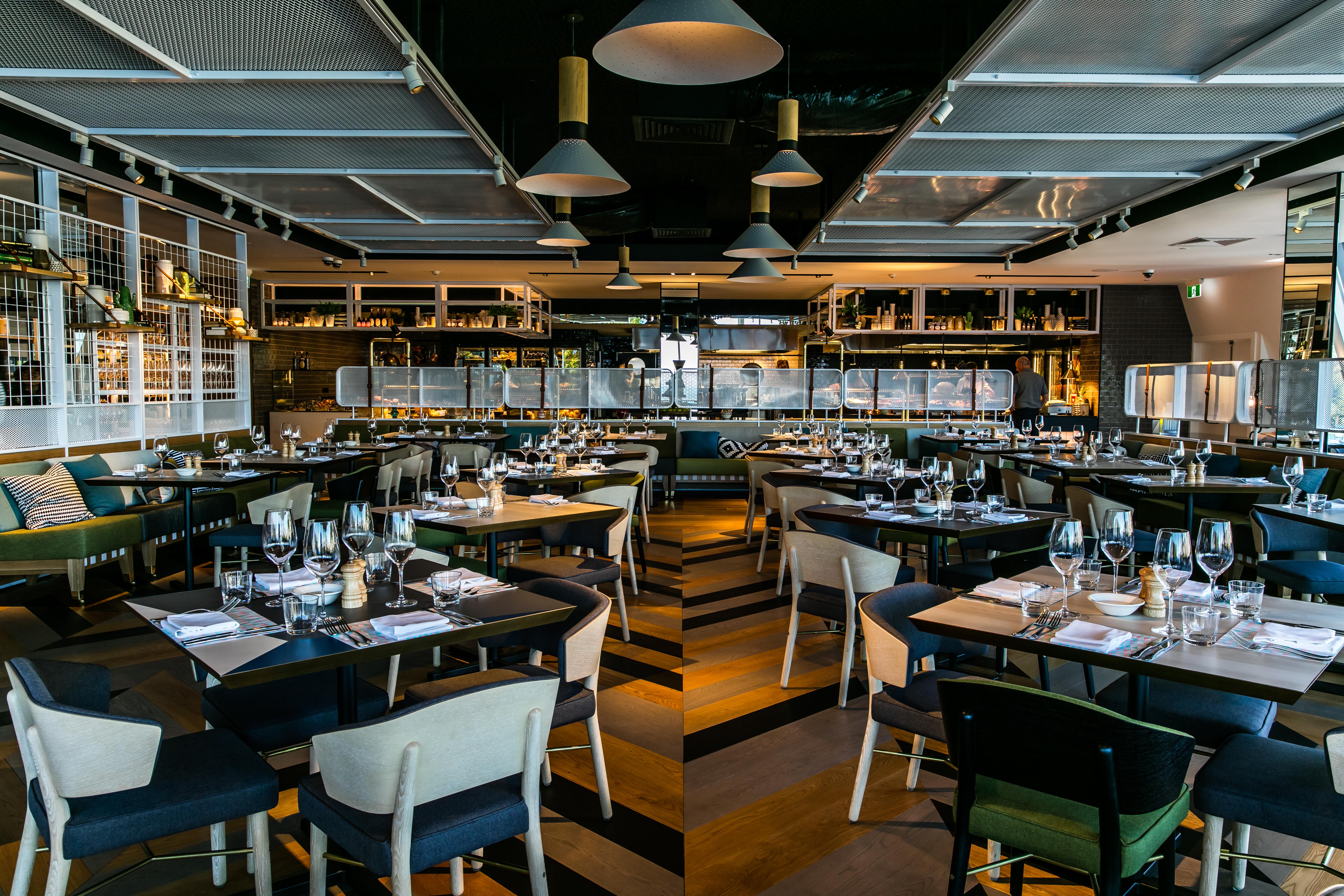 Qt Queenstown Eksteriør billede Interior of the restaurant